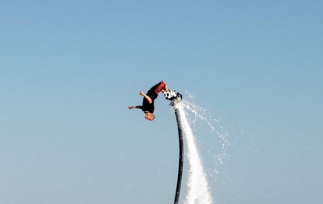 chico-flyboard-acrobacia